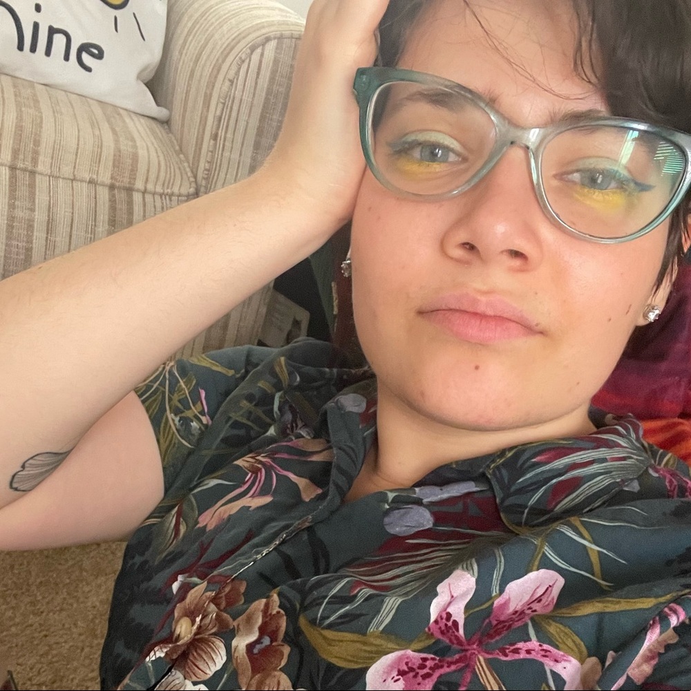 Meet your Posher, Sasha